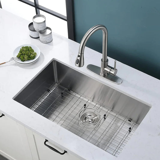 Lenova 28-inch Undermount Single Bowl 16 Gauge Stainless Steel Kitchen Sink